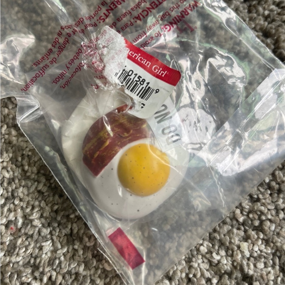 American girl set of 2 fried eggs and bacon